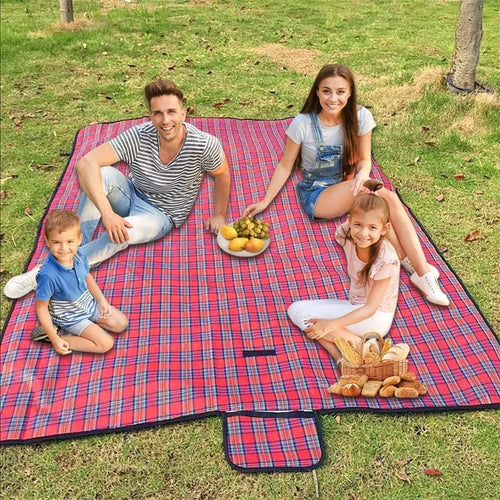 Waterproof Picnic Blanket. Ideal for Festival Gatherings.  200x200 CM